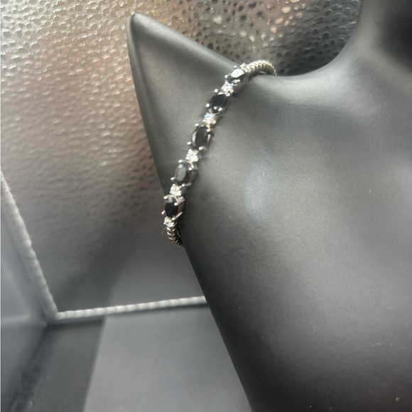 Elegant Sterling Silver Bracelet 75.00 each Cz - Picture 3 of 5